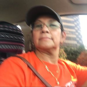 Meet your Posher, Noelia